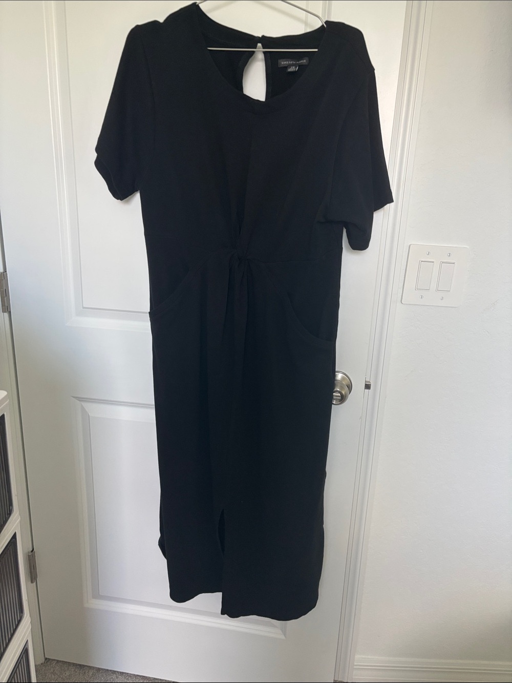 Black Short-Sleeve Knit Dress with Front Tie